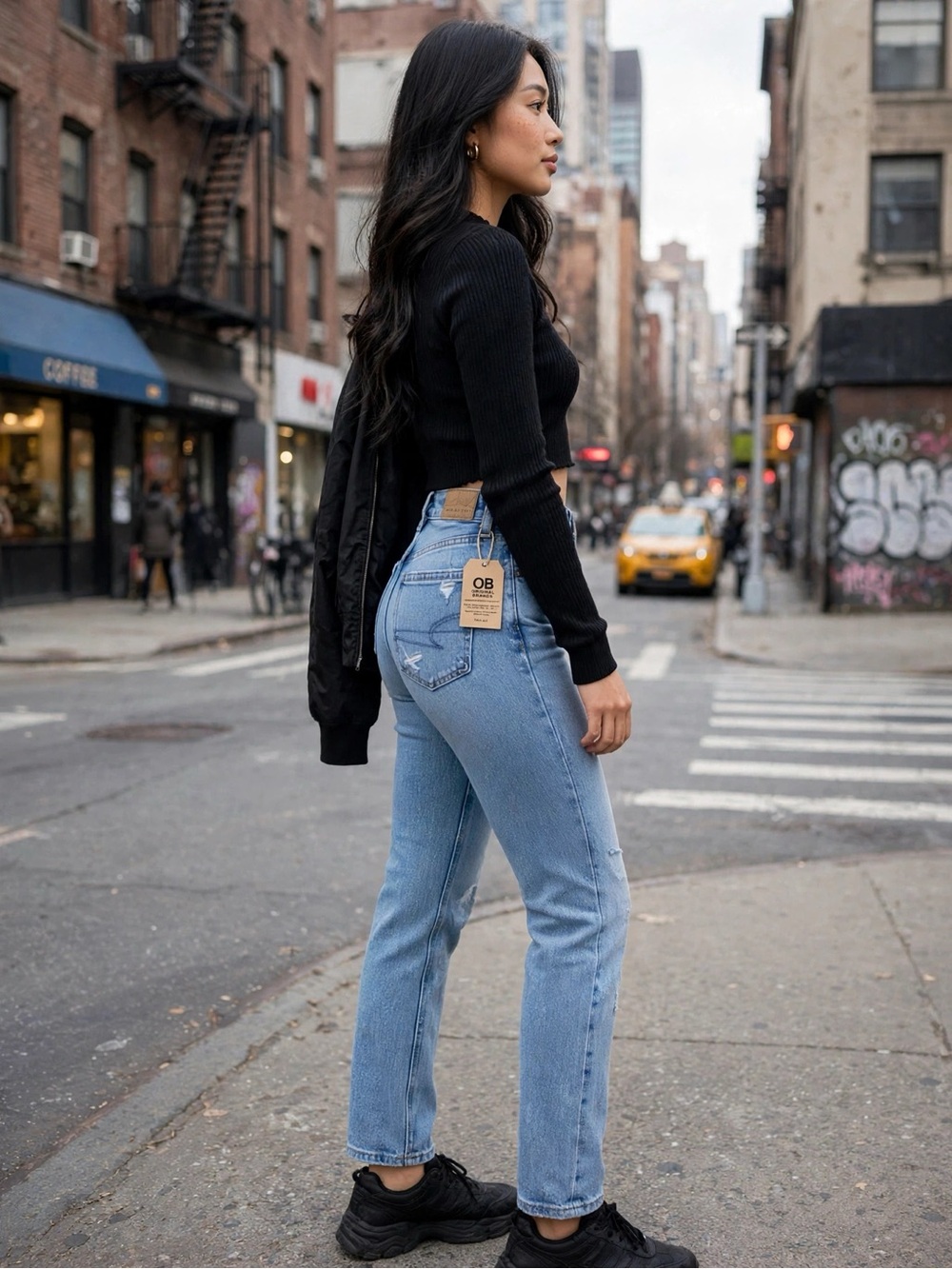 AE Mom Jeans 00 Light Wash Distressed - American Eagle